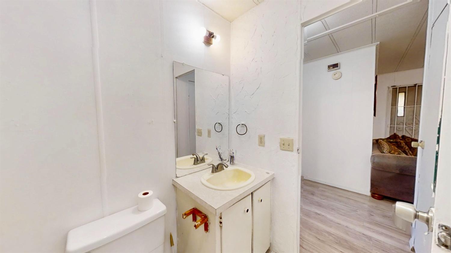 12 Commodore Court Sacramento, CA 95838 - Photo 36 of 54