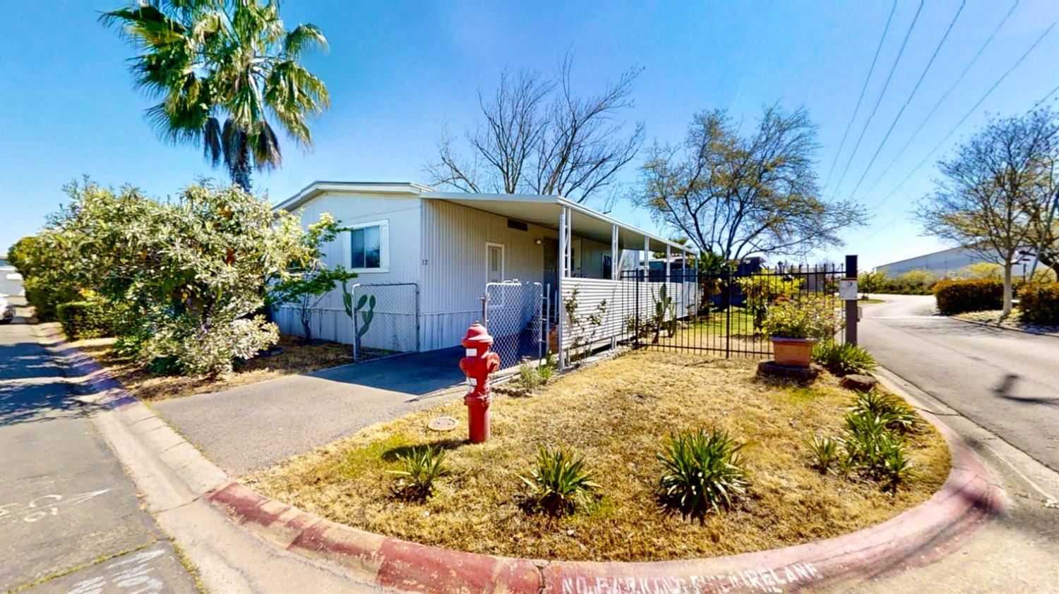 12 Commodore Court Sacramento, CA 95838 - Photo 4 of 54