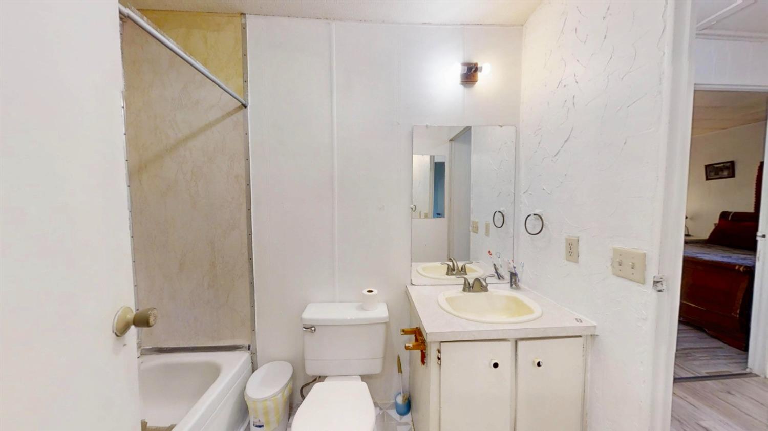 12 Commodore Court Sacramento, CA 95838 - Photo 42 of 54