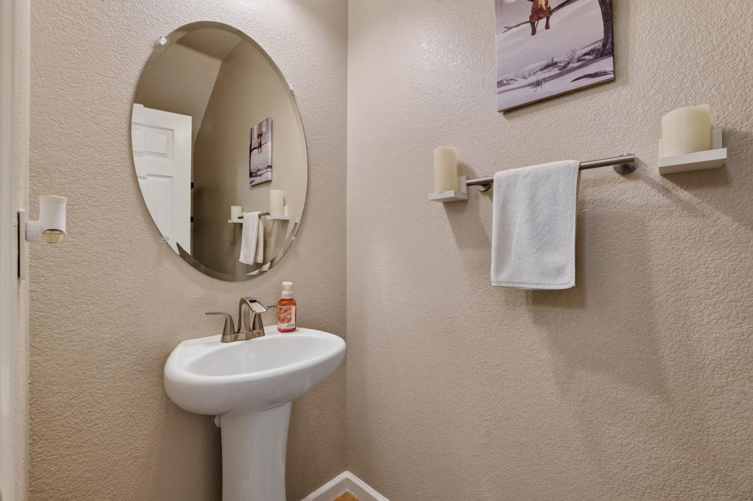 2280 Ellesmere Loop Roseville, CA 95747 - Photo 6 of 40
