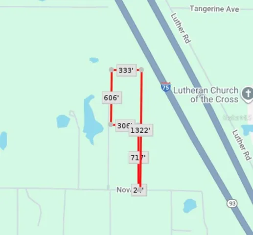 a close up of a shower