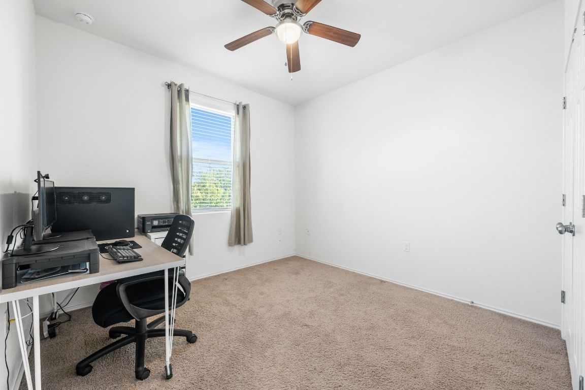 1902 Tasmanian Tiger Trace Austin, TX 78728 - Photo 19 of 29 a workspace with a window