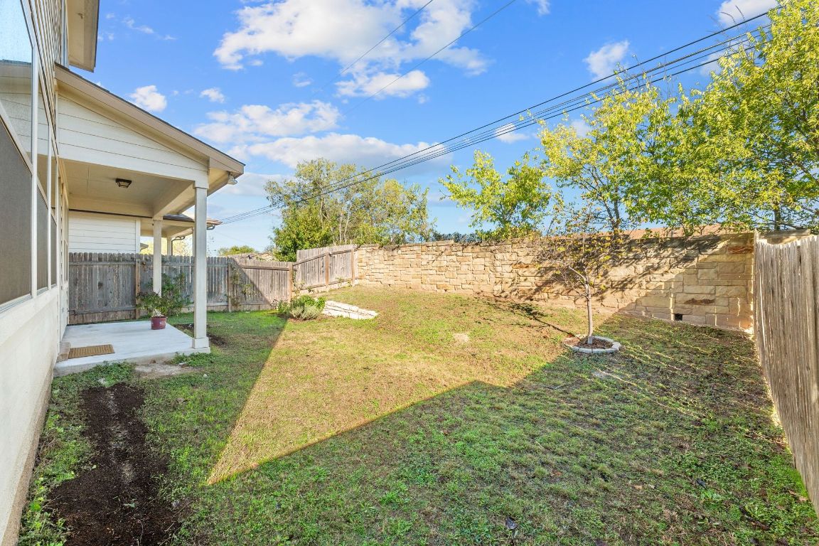 1902 Tasmanian Tiger Trace Austin, TX 78728 - Photo 22 of 29 a view of yard with swimming pool