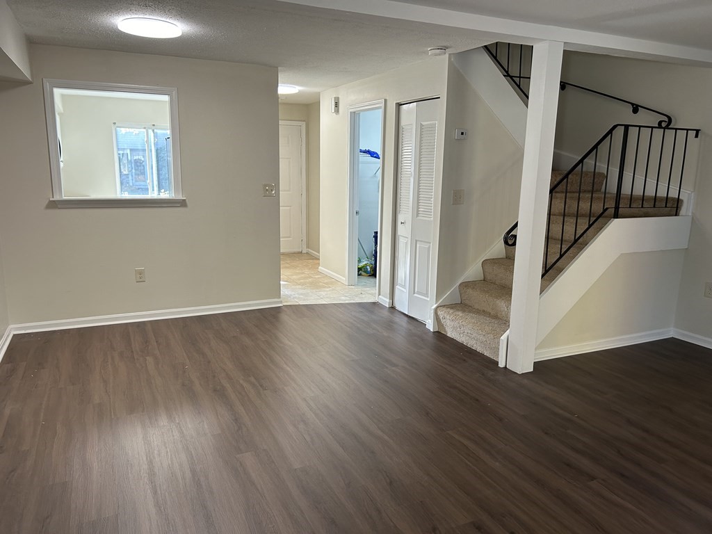13 Beal's Cove Road, Unit E Hingham, MA 02043 - Photo 7 of 10 Gallery Image 7