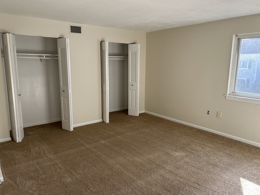 13 Beal's Cove Road, Unit E Hingham, MA 02043 - Photo 9 of 10 Gallery Image 9