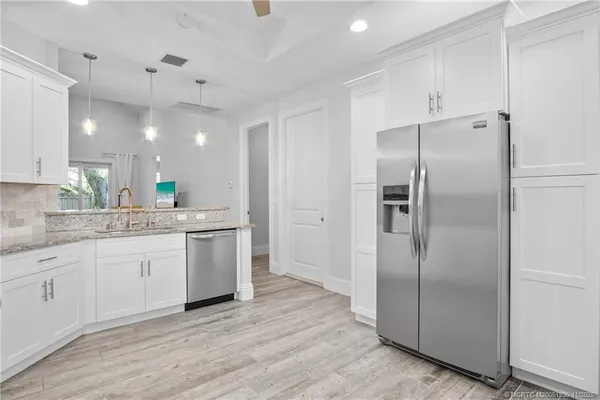 $779,000 | 965 Southwest Flora Belle Lane, Stuart, FL 34994