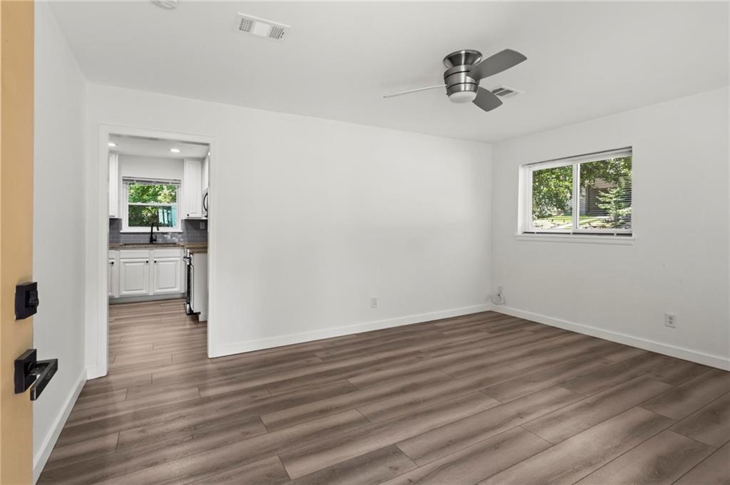 545 Oakview Road Decatur, GA 30030 - Photo 5 of 19 Gallery Image 5