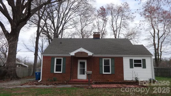 $1,425 | 960 Fairmont Avenue, Salisbury, NC 28144