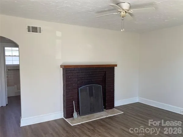 $1,425 | 960 Fairmont Avenue, Salisbury, NC 28144