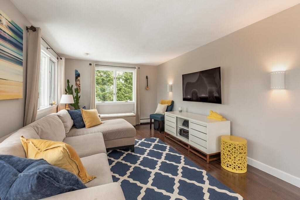 26 Curve Street Wakefield, MA 01880 - Photo 15 of 34