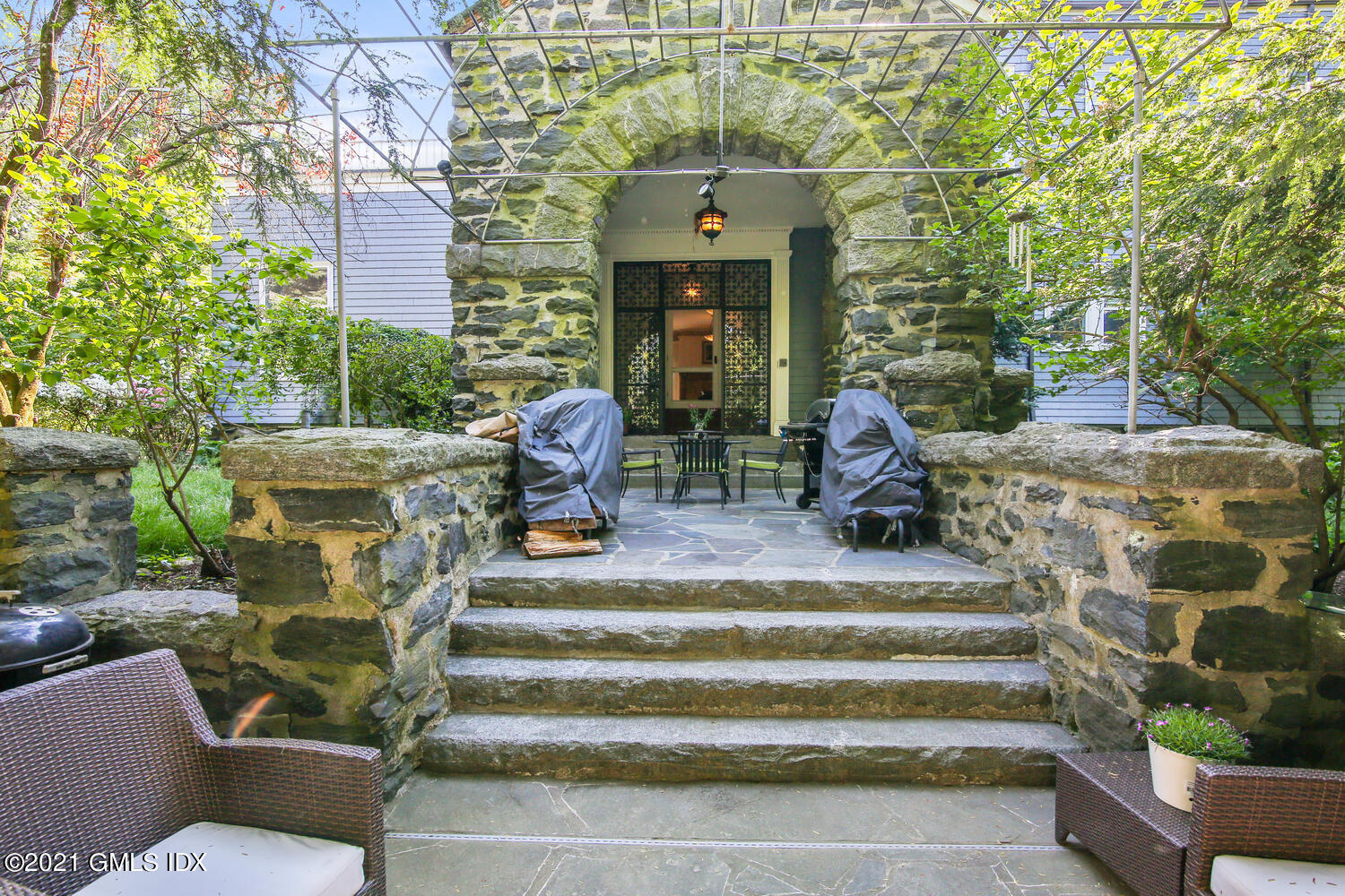 1 North Street Greenwich, CT 06830 - Photo 34 of 36 a view of a building with sitting area