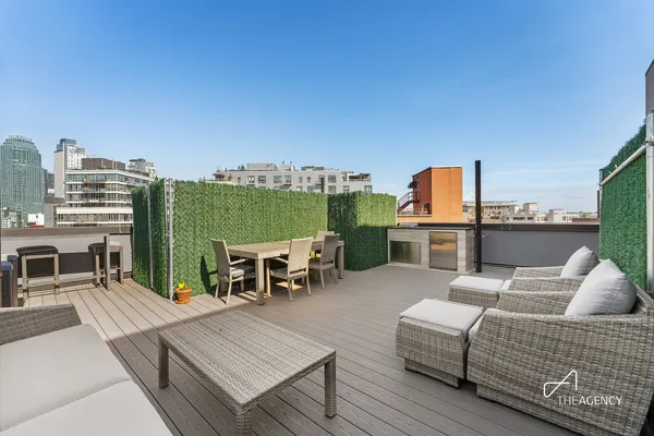 $1,975,000 | 10-64 Jackson Avenue, Unit 2A | Long Island City