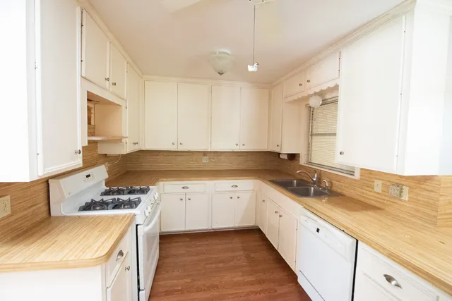 $2,995 | 8825 Merlin Drive, Spring Valley Village, TX 77055