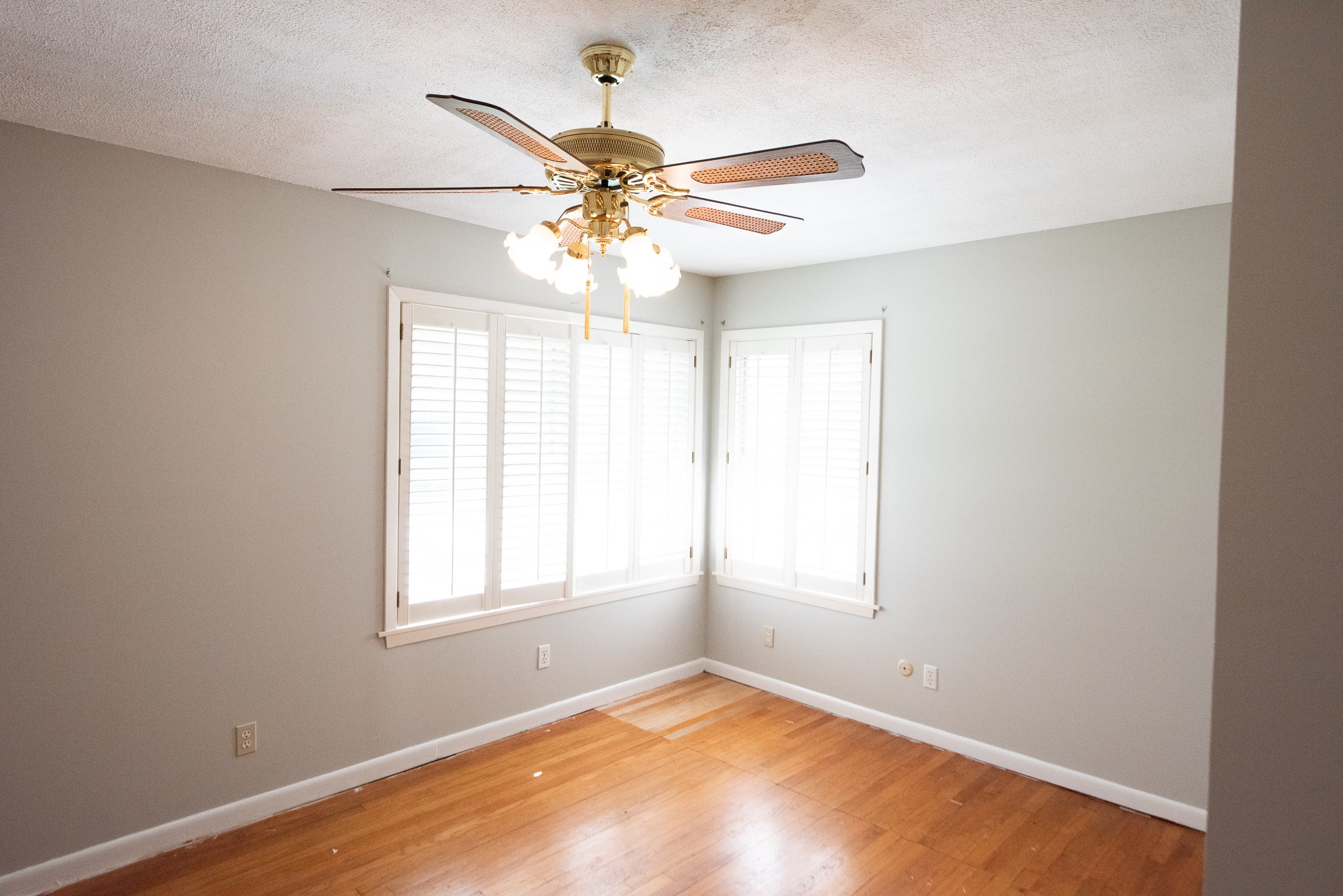 8825 Merlin Drive Spring Valley Village, TX 77055 - Photo 9 of 16