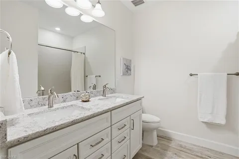 $940,000 | 17210 Ashcomb Way, Estero, FL 33928