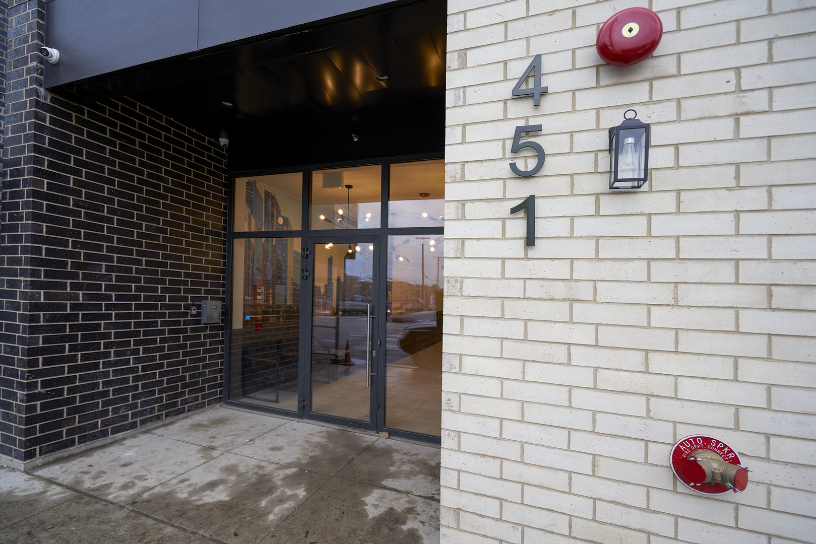 451 East Pershing Road, Unit 301 Chicago, IL 60653 - Photo 30 of 30