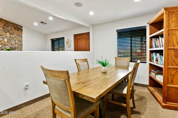 $569,000 | 12042 North 30th Place, Phoenix, AZ 85028