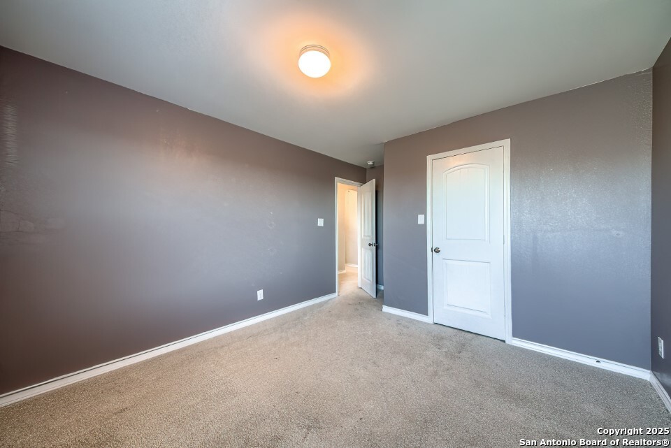 7006 Quantum Loop San Antonio, TX 78252 - Photo 25 of 37 a view of an empty room