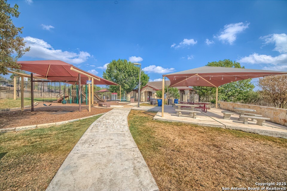 7006 Quantum Loop San Antonio, TX 78252 - Photo 31 of 37 a view of an outdoor space and yard