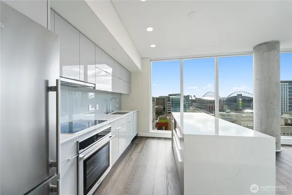 $3,850 | 450 South Main Street, Unit 1109, Seattle, WA 98104