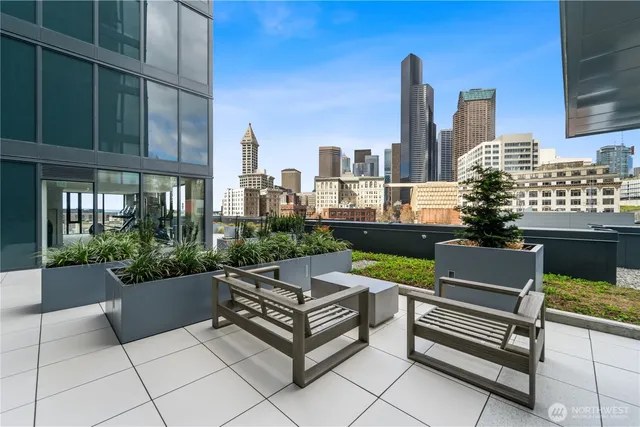 $3,850 | 450 South Main Street, Unit 1109, Seattle, WA 98104