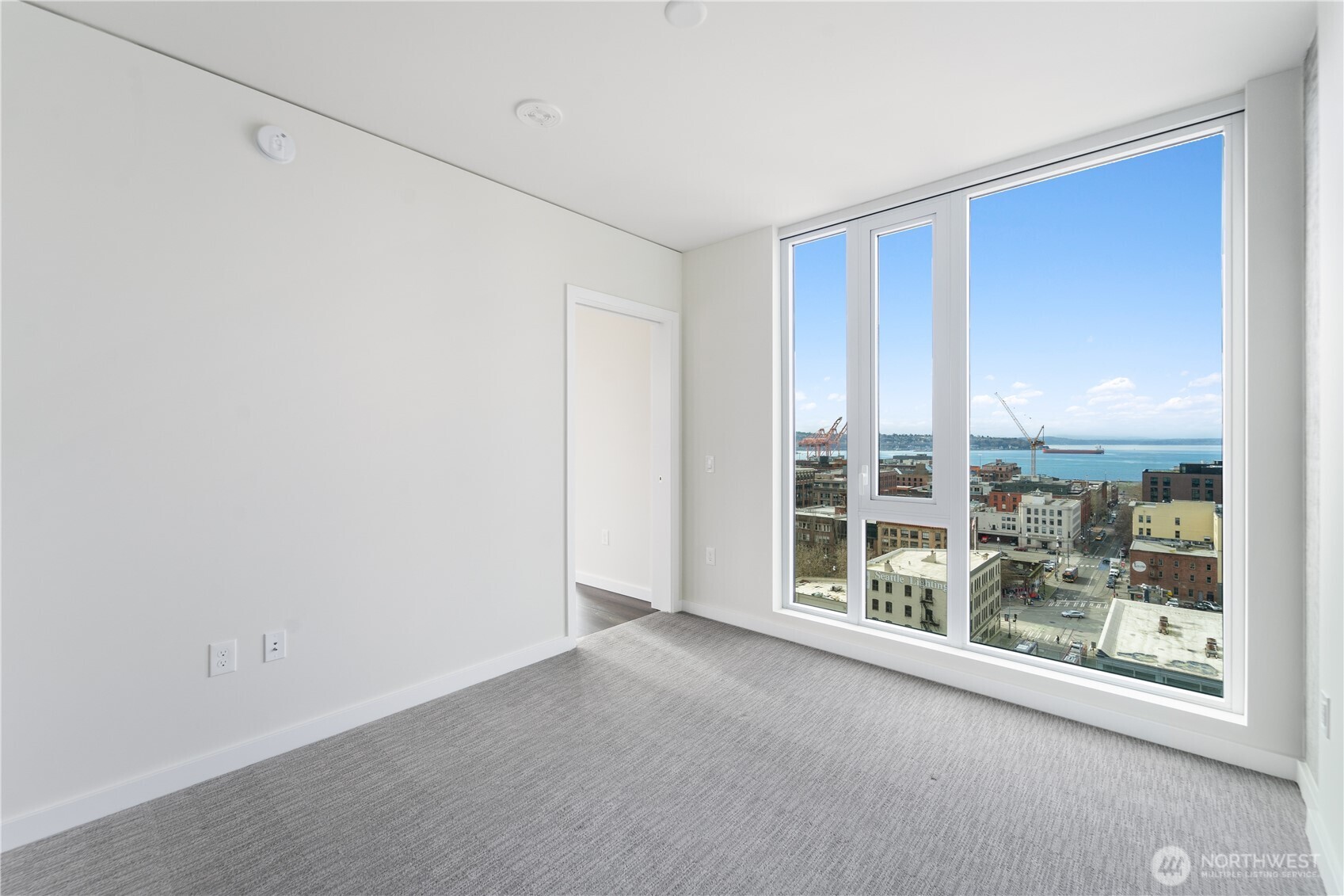 450 South Main Street, Unit 1109 Seattle, WA 98104 - Photo 5 of 32