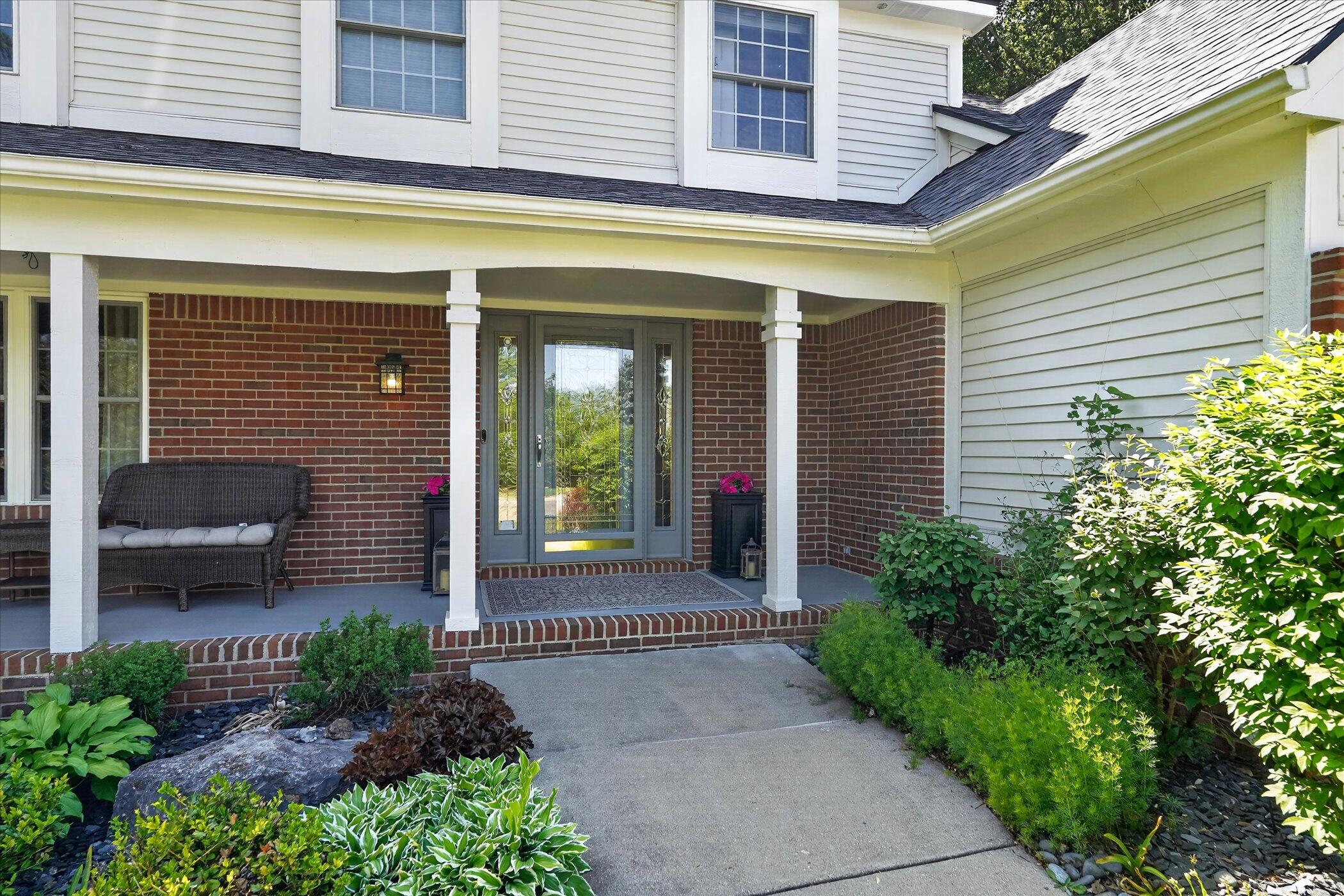 4022 Dun Rovin Court Commerce Township, MI 48382 - Photo 4 of 59 4022 Dun Rovin