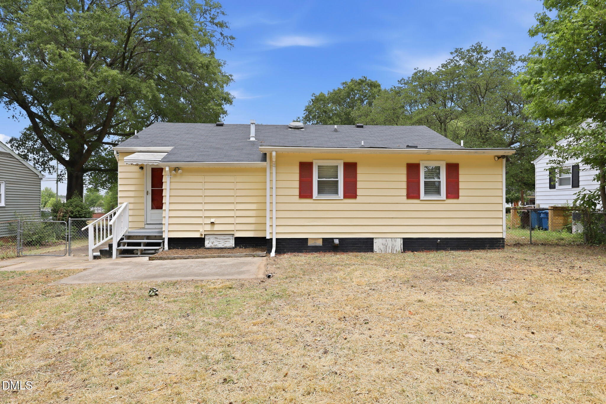 1711 Forest Road Durham, NC 27705 - Photo 24 of 28
