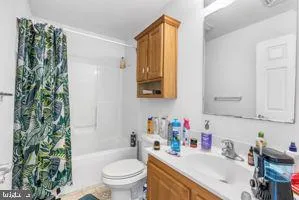 $950,000 | 412 Fairview Drive, Wayne, PA 19087