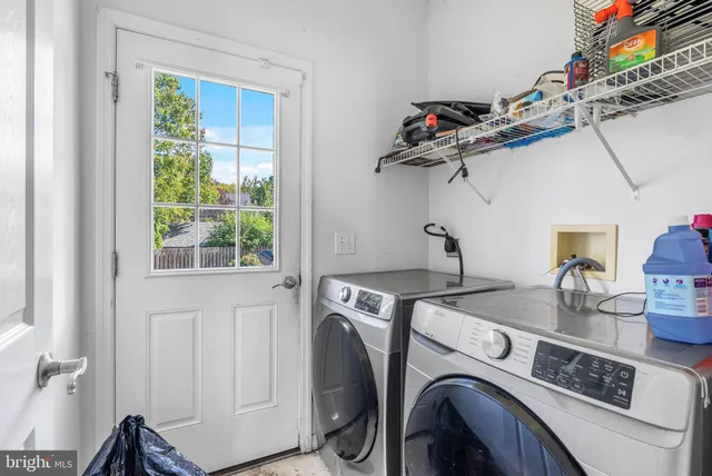 $950,000 | 412 Fairview Drive, Wayne, PA 19087