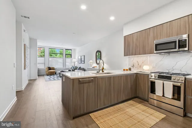 $7,265 | 2650 Woodley Road Northwest, Unit 12/VARIES, Washington, DC 20008