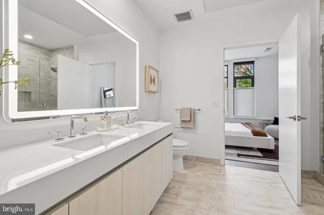 $7,265 | 2650 Woodley Road Northwest, Unit 12/VARIES, Washington, DC 20008