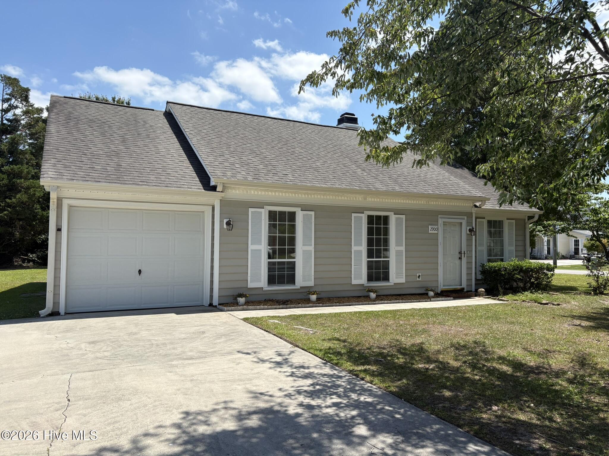 2900 Carthage Drive Wilmington, NC 28405 - Photo 2 of 29 IMG_1922