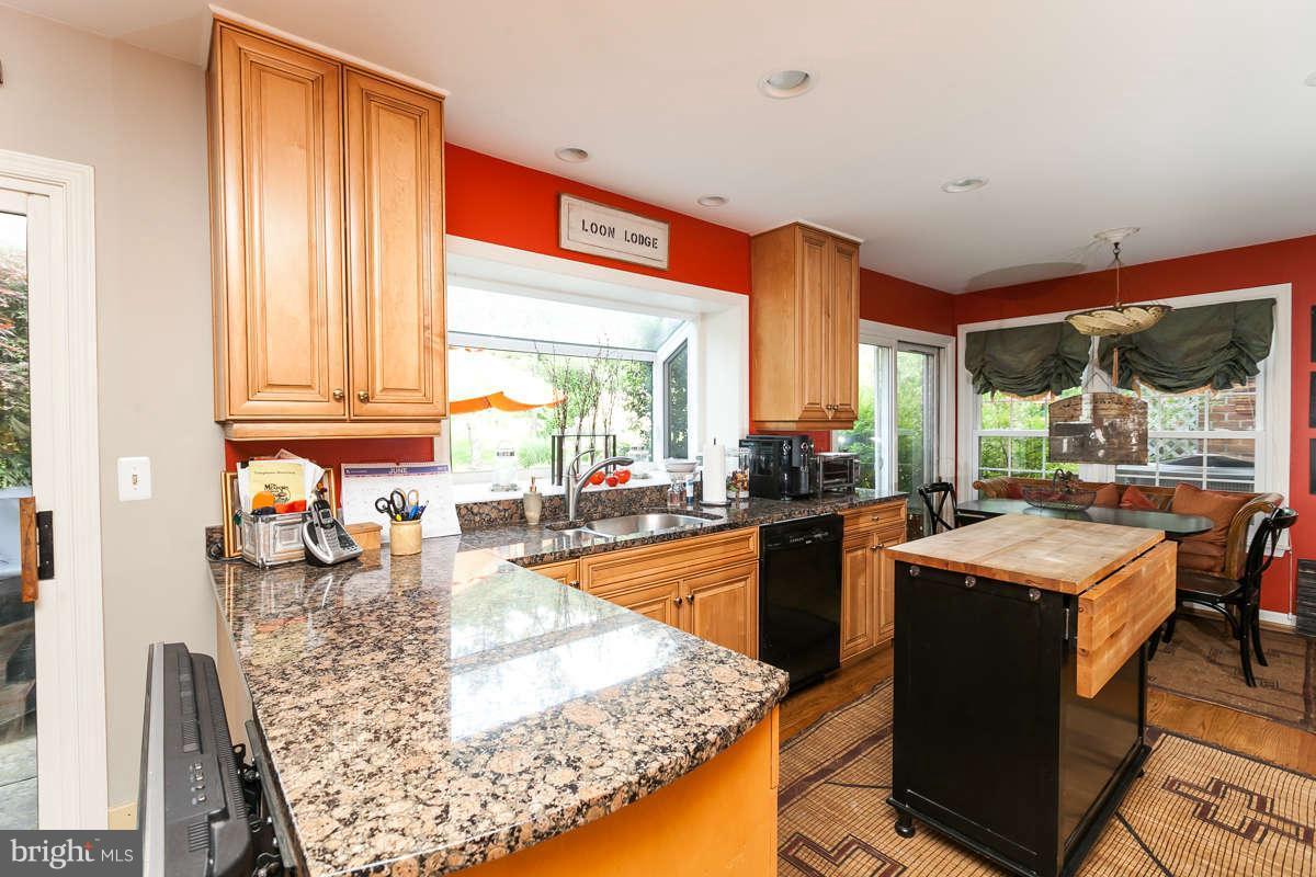 7 Quail Hollow Road Lutherville-Timonium, MD 21093 - Photo 8 of 20 Kitchen