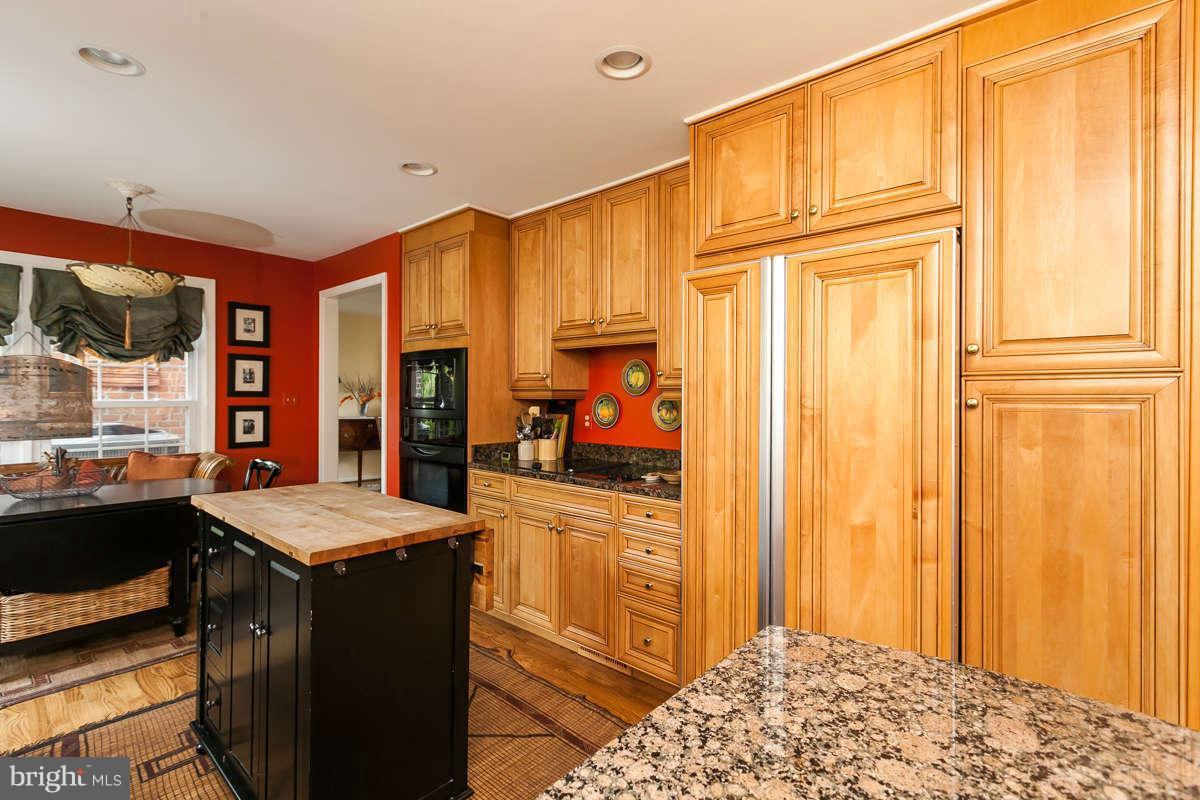 7 Quail Hollow Road Lutherville-Timonium, MD 21093 - Photo 9 of 20 Kitchen
