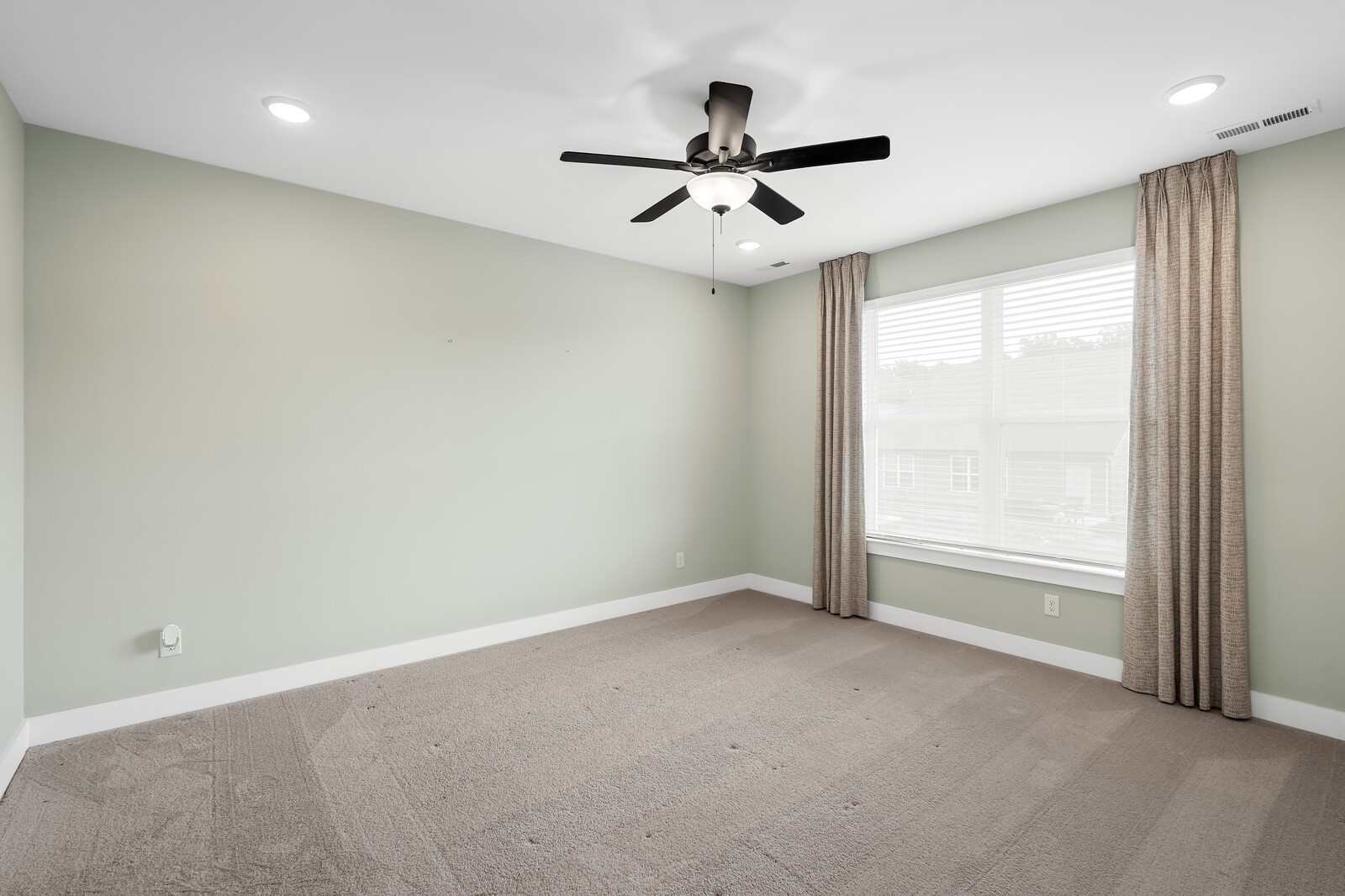 360 Turfway Park Gallatin, TN 37066 - Photo 27 of 55