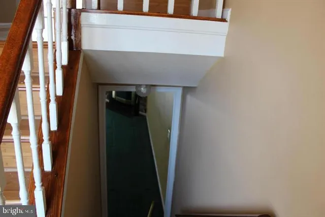 $2,600 | 1086 Travis Lane, Gaithersburg, MD 20879