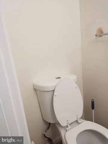 $2,600 | 1086 Travis Lane, Gaithersburg, MD 20879