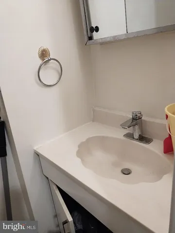 $2,600 | 1086 Travis Lane, Gaithersburg, MD 20879