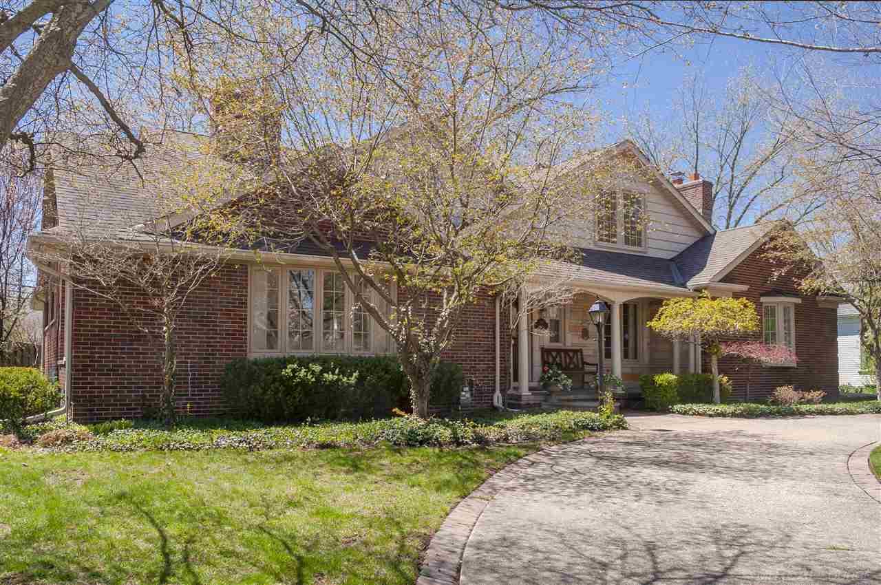 1415 South Renaud Road Grosse Pointe Woods, MI 48236 - Photo 3 of 65