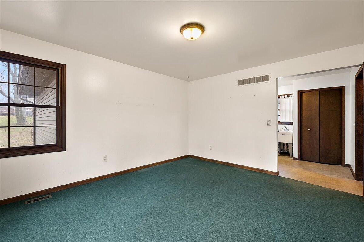 2654 Quail Run Street Rochester, MI 48306 - Photo 30 of 47 30-2654 Quail Run-30