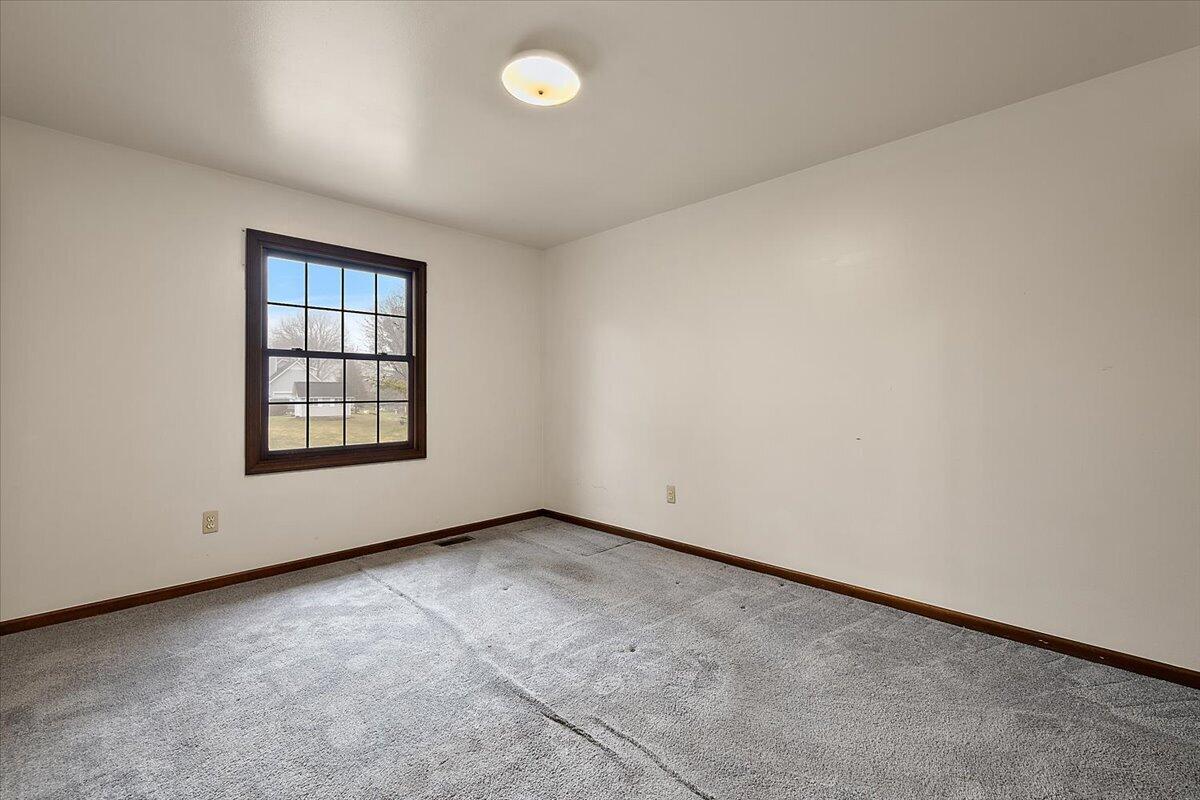 2654 Quail Run Street Rochester, MI 48306 - Photo 34 of 47 34-2654 Quail Run-34