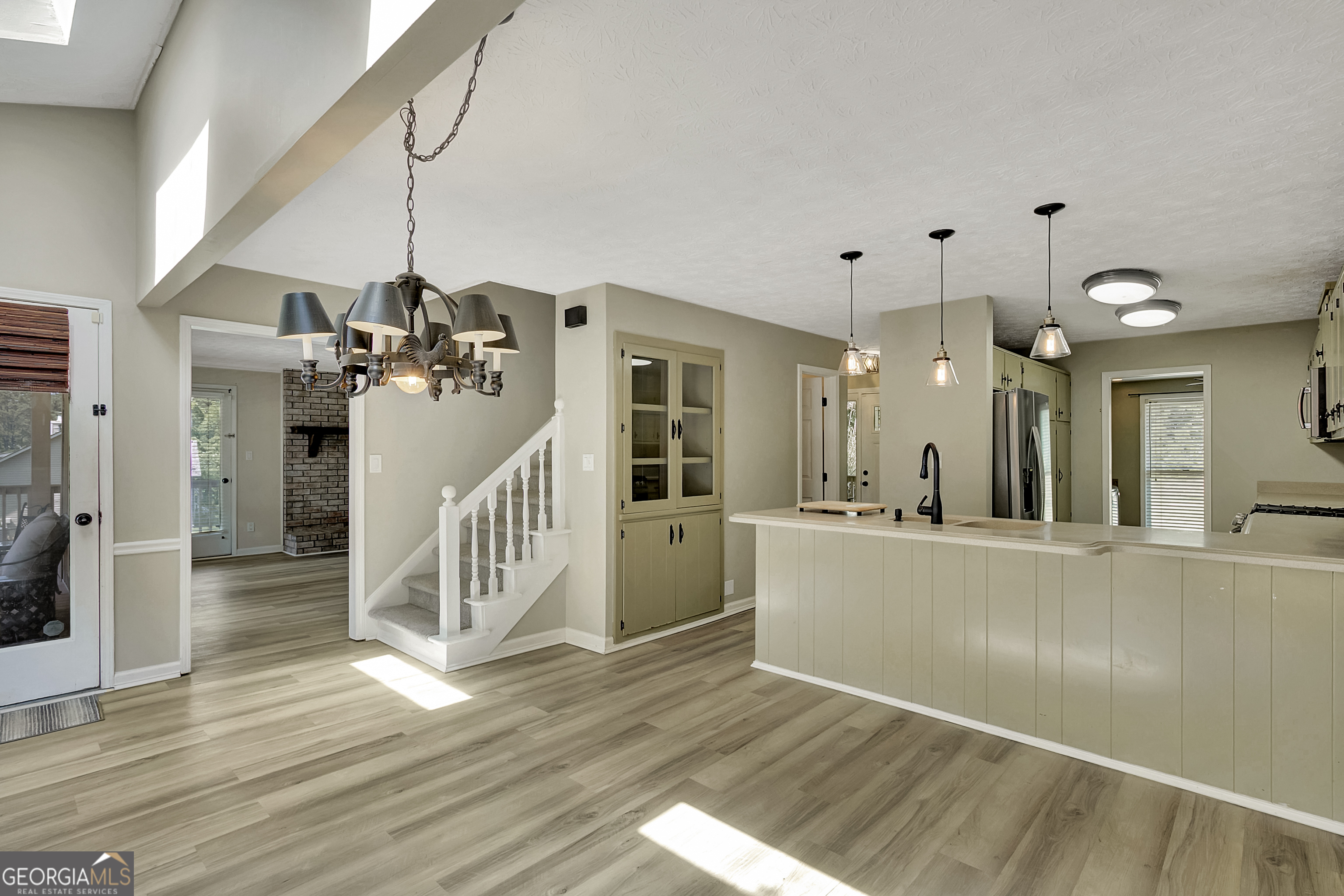 300 Briarwood Road Tyrone, GA 30290 - Photo 14 of 107