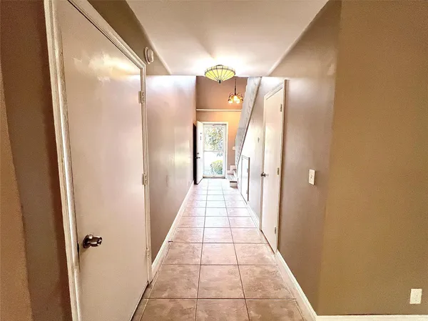 $2,750 | 2246 Discovery Circle West, Deerfield Beach, FL 33442