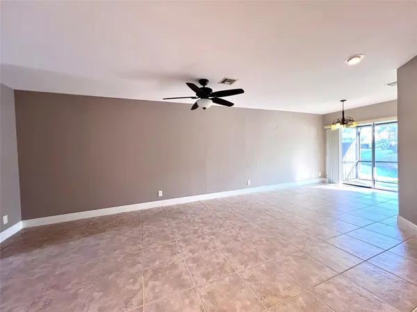 $2,750 | 2246 Discovery Circle West, Deerfield Beach, FL 33442