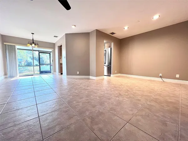 $2,750 | 2246 Discovery Circle West, Deerfield Beach, FL 33442