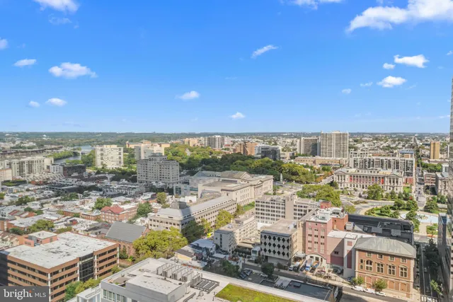 $700,000 | 1901 John F Kennedy Boulevard, Unit 2806, Philadelphia, PA 19103