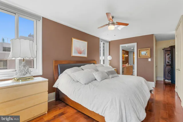 $700,000 | 1901 John F Kennedy Boulevard, Unit 2806, Philadelphia, PA 19103