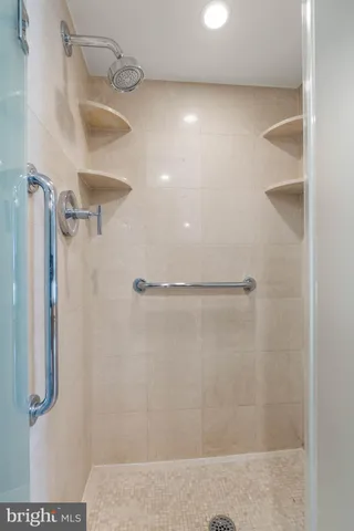 $700,000 | 1901 John F Kennedy Boulevard, Unit 2806, Philadelphia, PA 19103