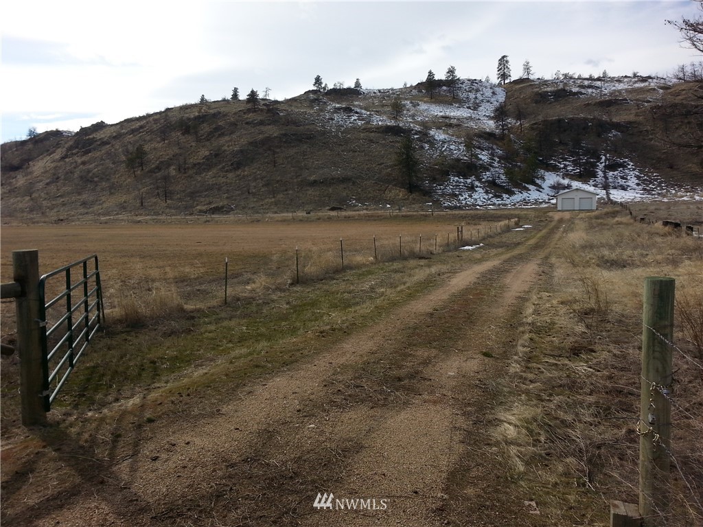 491 Conconully Road Okanogan, WA 98840 - Photo 7 of 25